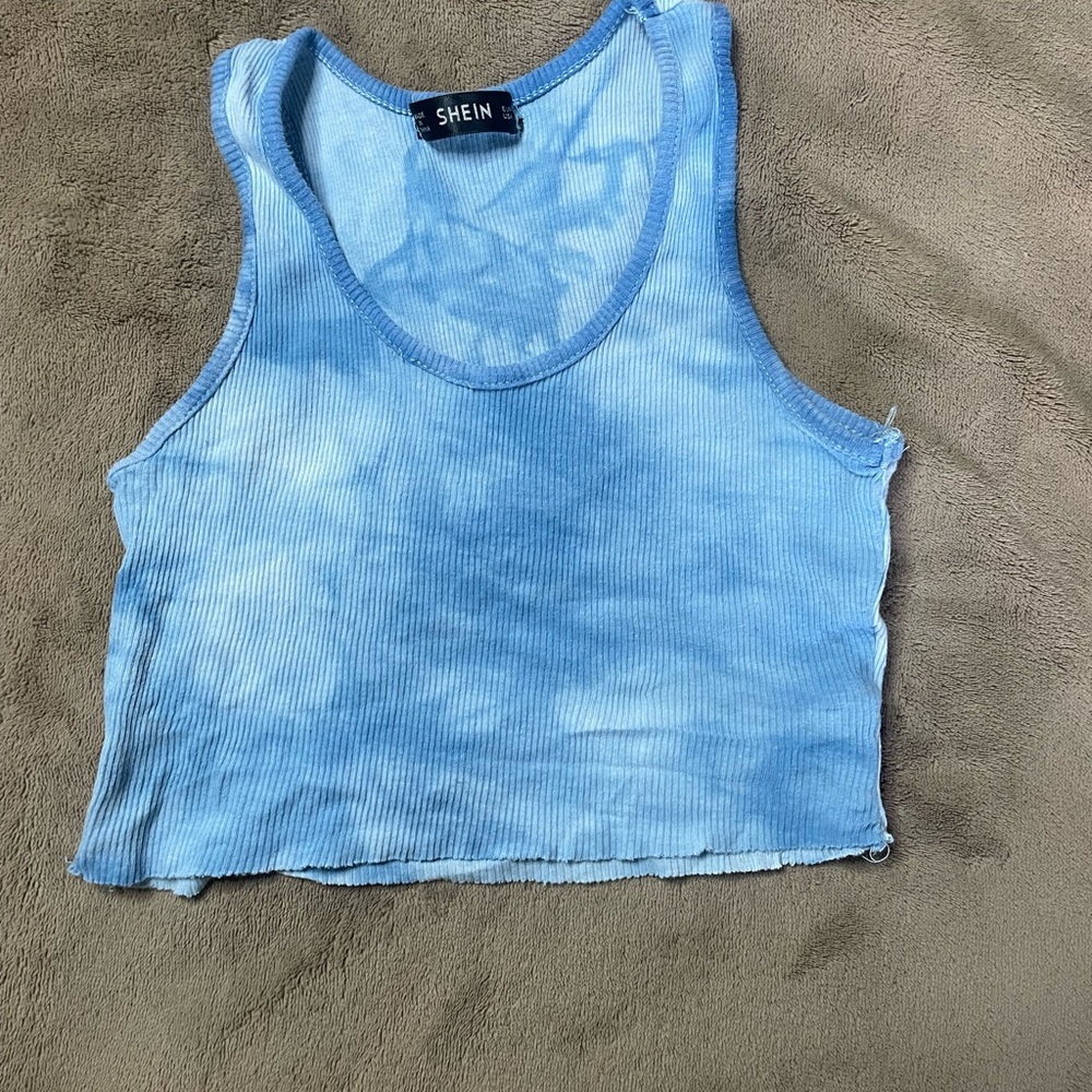Super cute tiny tank top